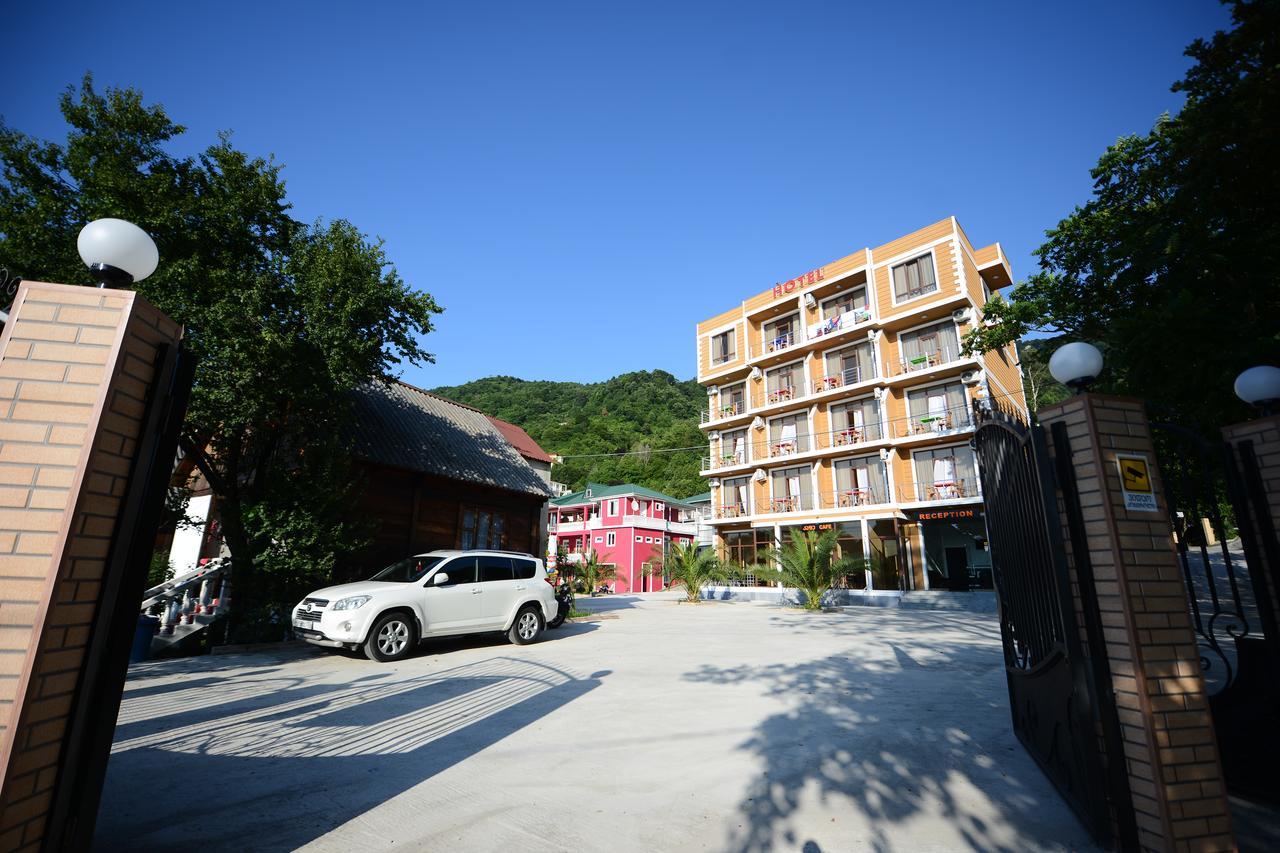 Medea Kwariati Exterior foto